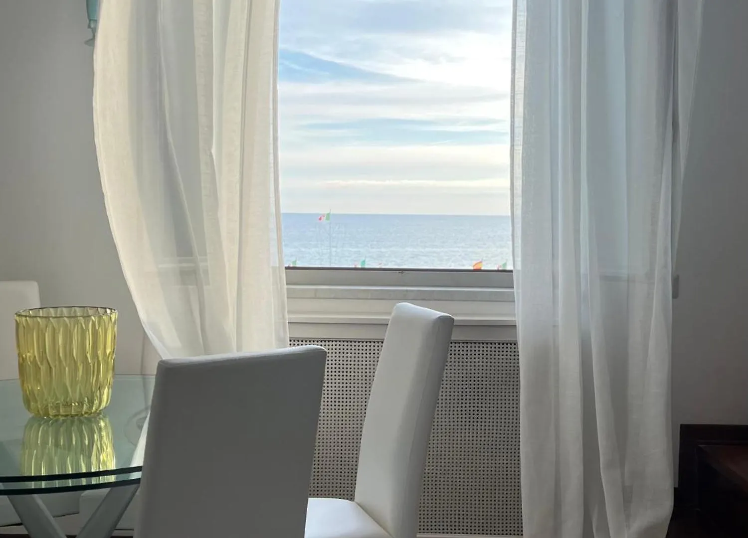Attico Vista Mare Con Parcheggio Privato Apartment Viareggio