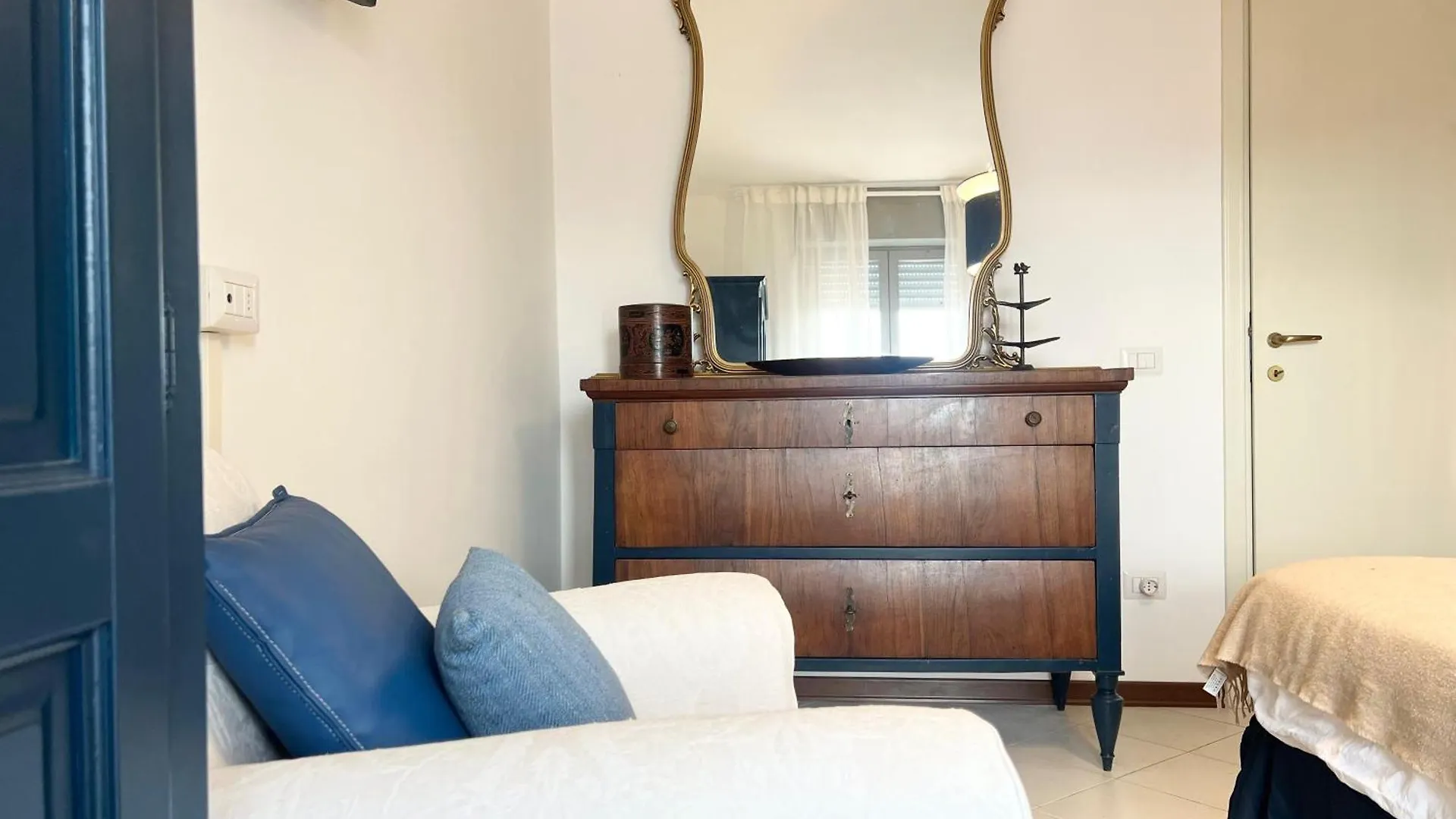 Attico Vista Mare Con Parcheggio Privato Apartment Viareggio